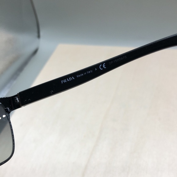 Prada SPR 510 Sunglasses Rectangular Logo Polzarized Italy Authentic - Picture 8 of 12